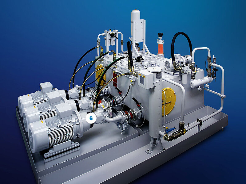 Hydraulikagregat von eisenberger auf dunkelblauem Hintergrund mit Kennzeichnung 6 für hydraulikpumpen